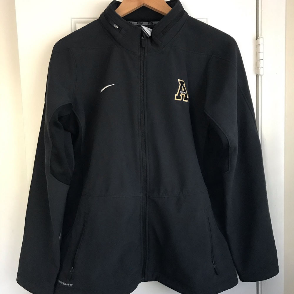 Nike women’s fit black winter/waterproof jacket